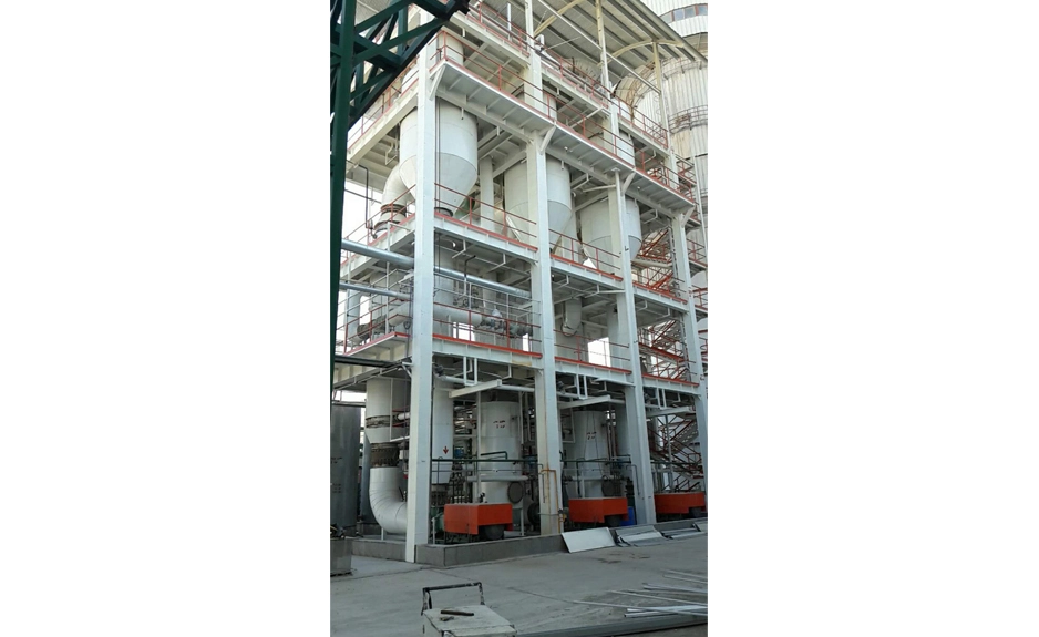 Sistema di evaporazione a multi-effetto